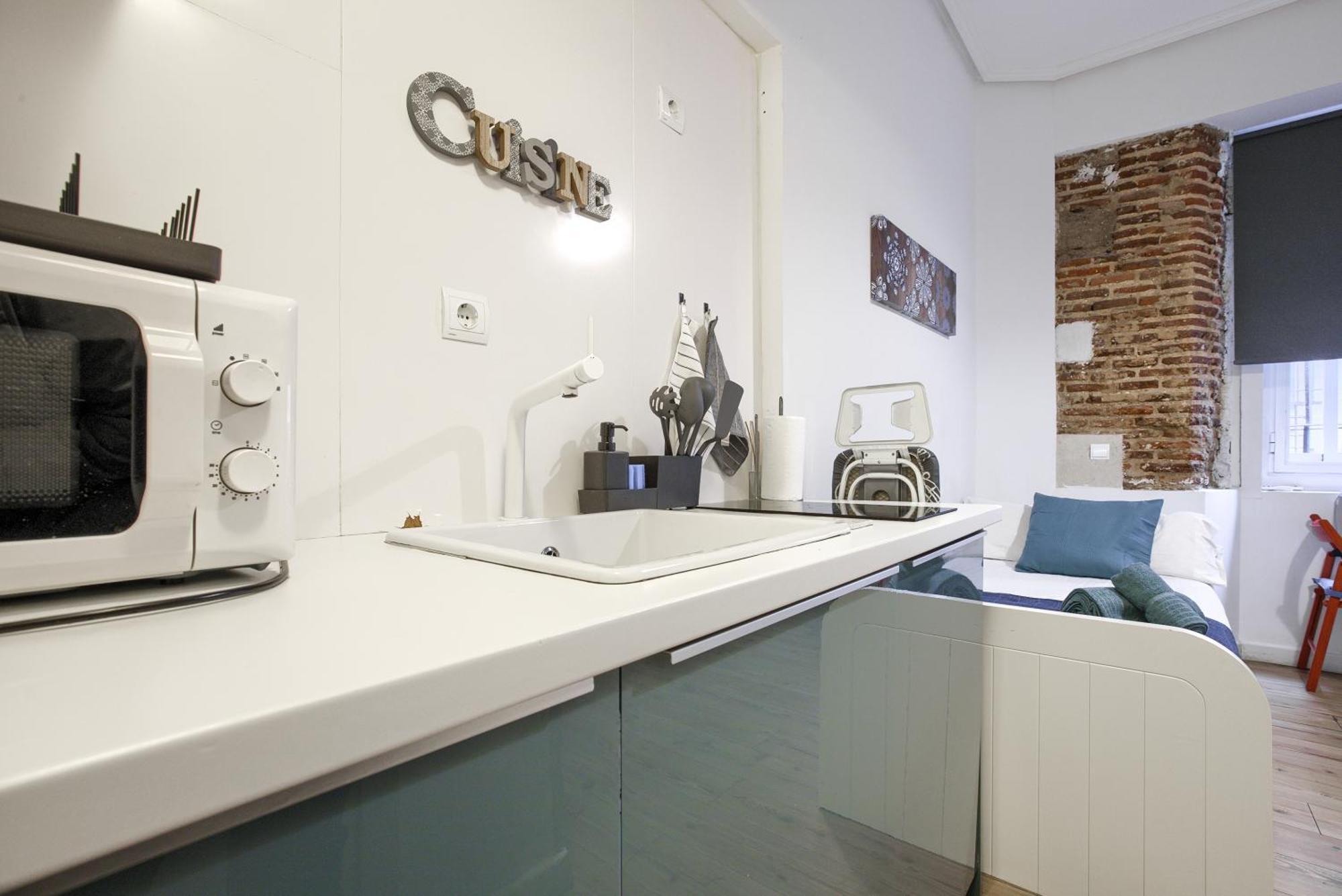 Intimo Estudio En Madrid, Centro, 2Pax, Wifi & Tv Luaran gambar